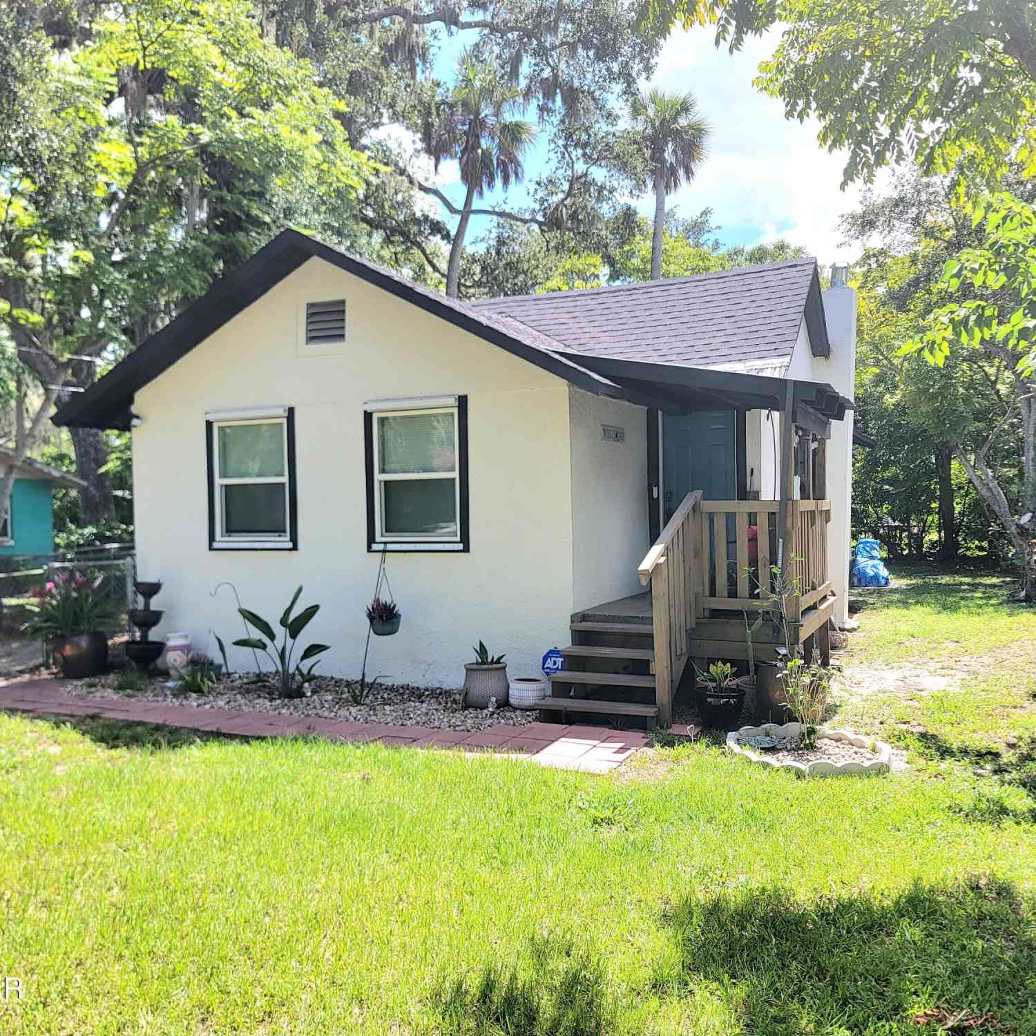 Homes For Sale - 620 Washington Street<br/> Daytona Beach, FL 32114