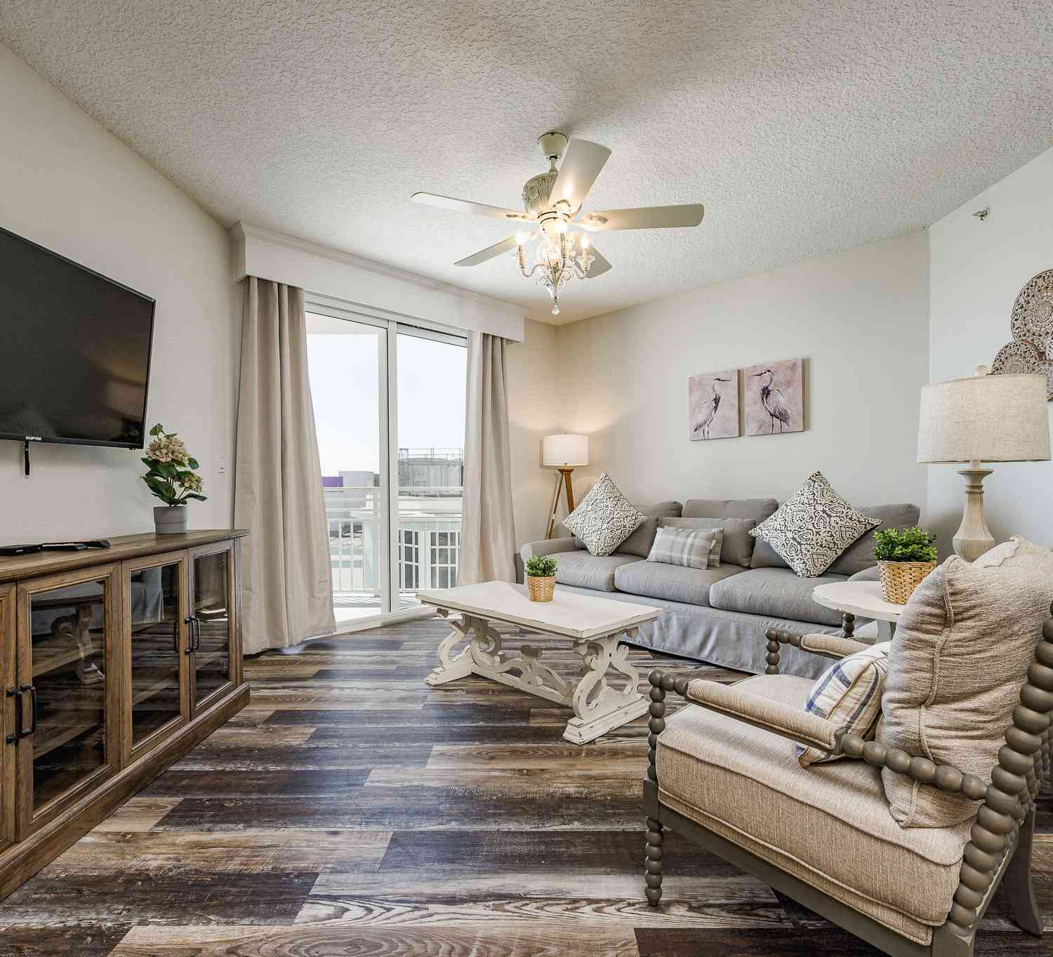 Condo For Sale - 350 N Atlantic Avenue #2120<br/> Daytona Beach, FL 32118