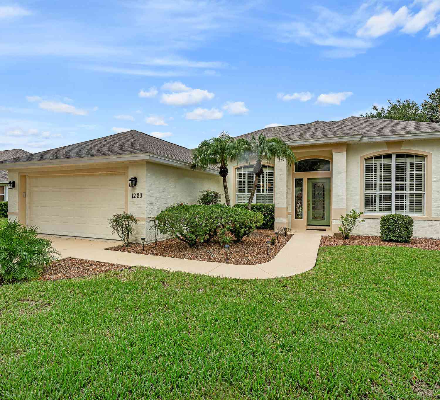 Homes For Sale - 1283 Royal Pointe Lane<br/> Ormond Beach, FL 32174