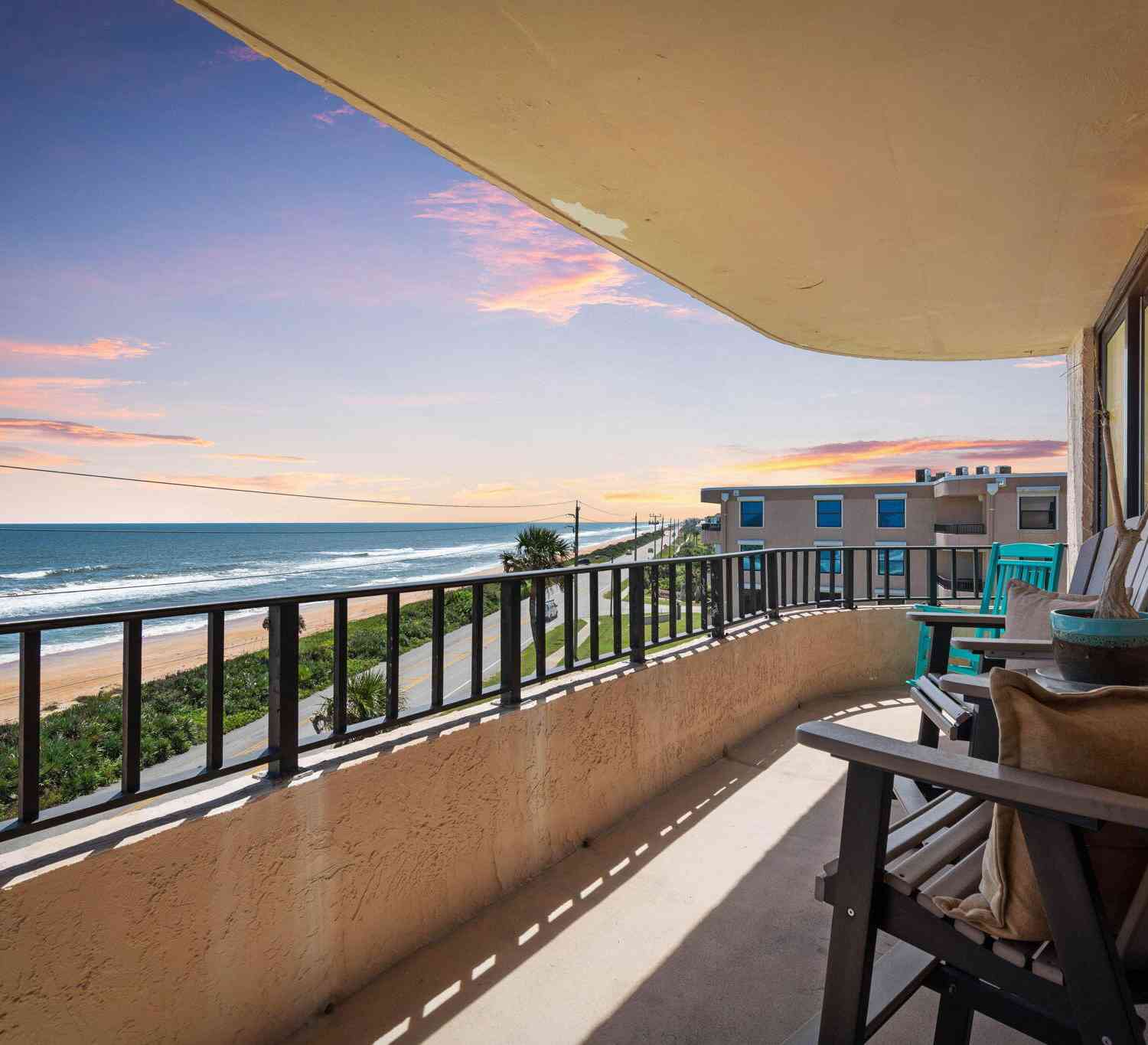 Condo For Sale - 3370 Ocean Shore Boulevard #504<br/> Ormond Beach, FL 32176