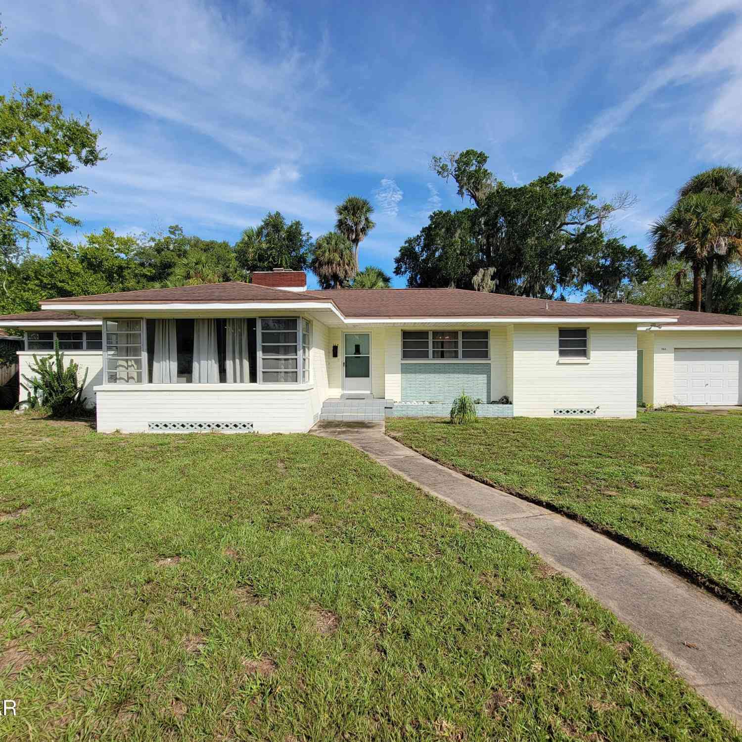 Homes For Sale - 562 South Street<br/> Daytona Beach, FL 32114