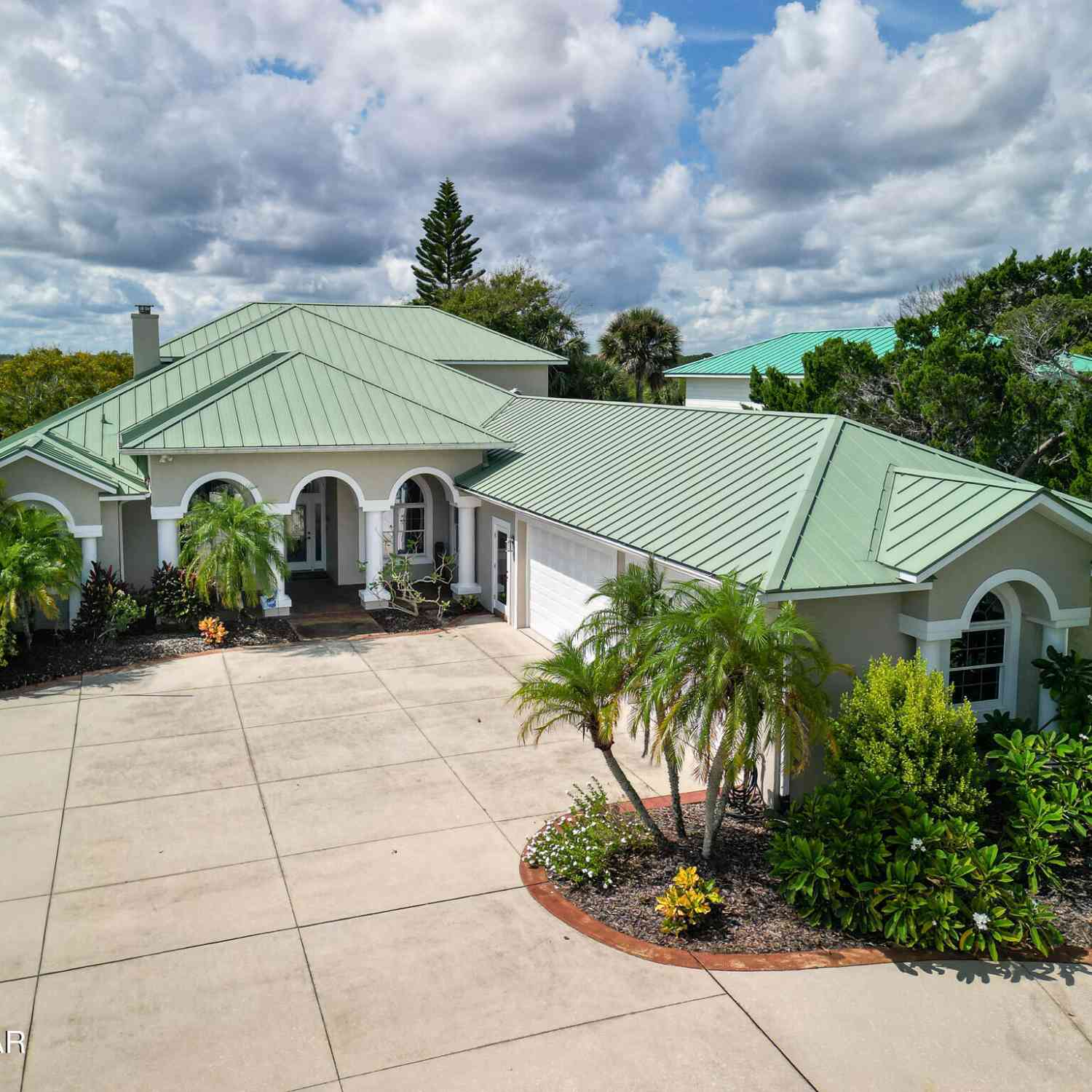Homes For Sale - 45 Cunningham Drive<br/> New Smyrna Beach, FL 32168