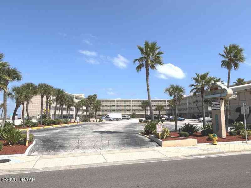 Condo For Sale - 219 S Atlantic Avenue #408<br/> Daytona Beach, FL 32118