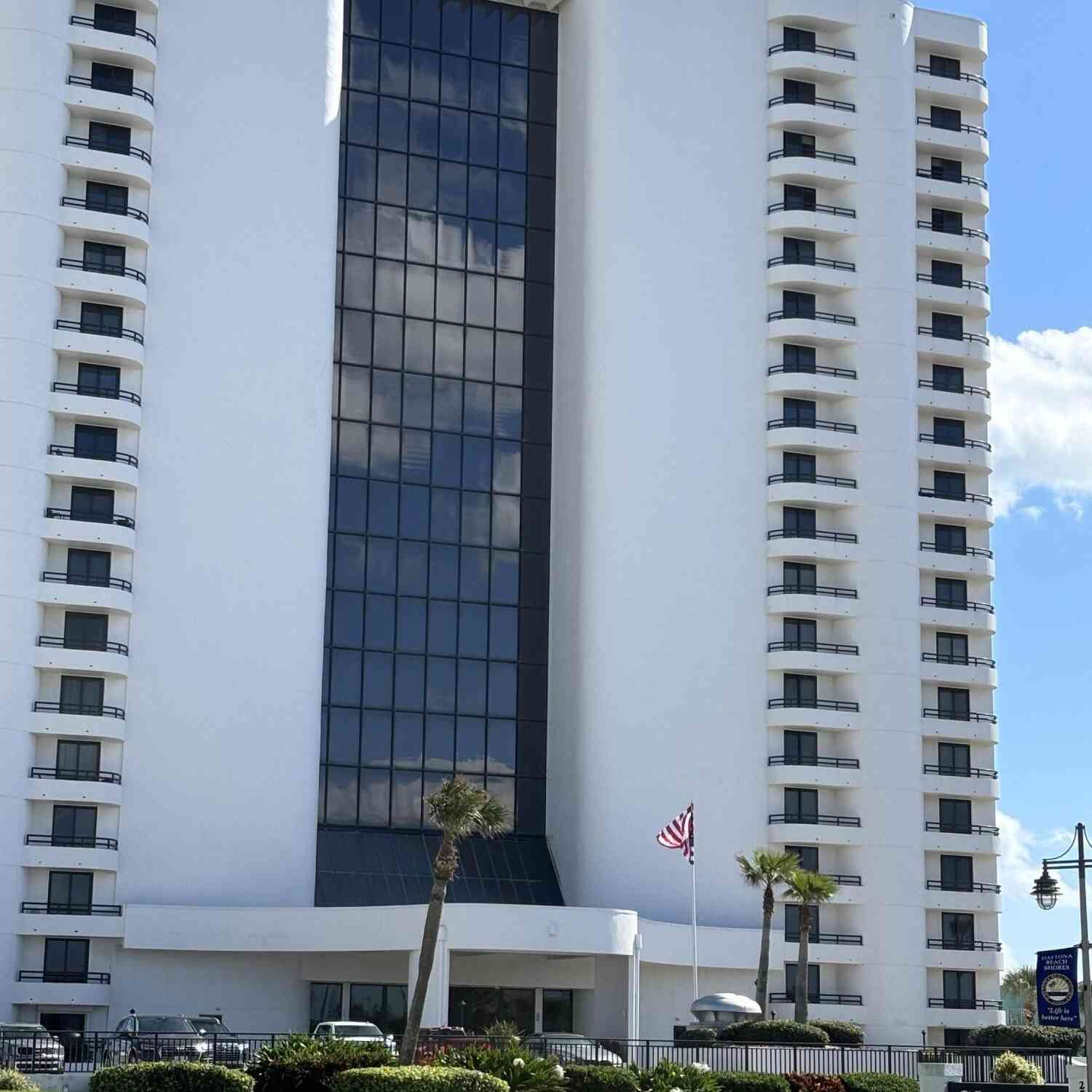 Condo For Sale - 2555 S Atlantic Avenue #1904<br/> Daytona Beach, FL 32118
