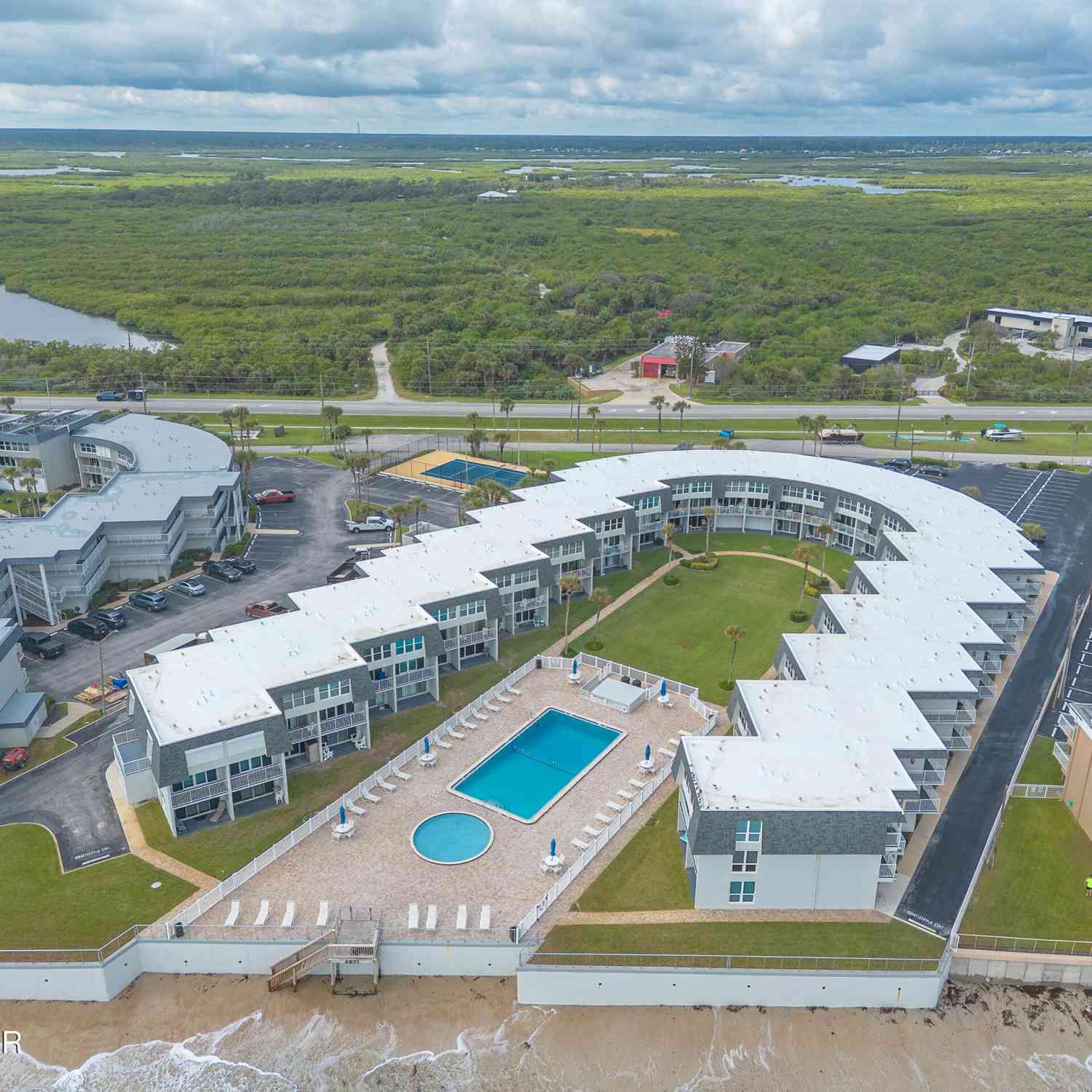 Condo For Sale - 4831 Saxon Drive #UNIT 106<br/> New Smyrna Beach, FL 32169