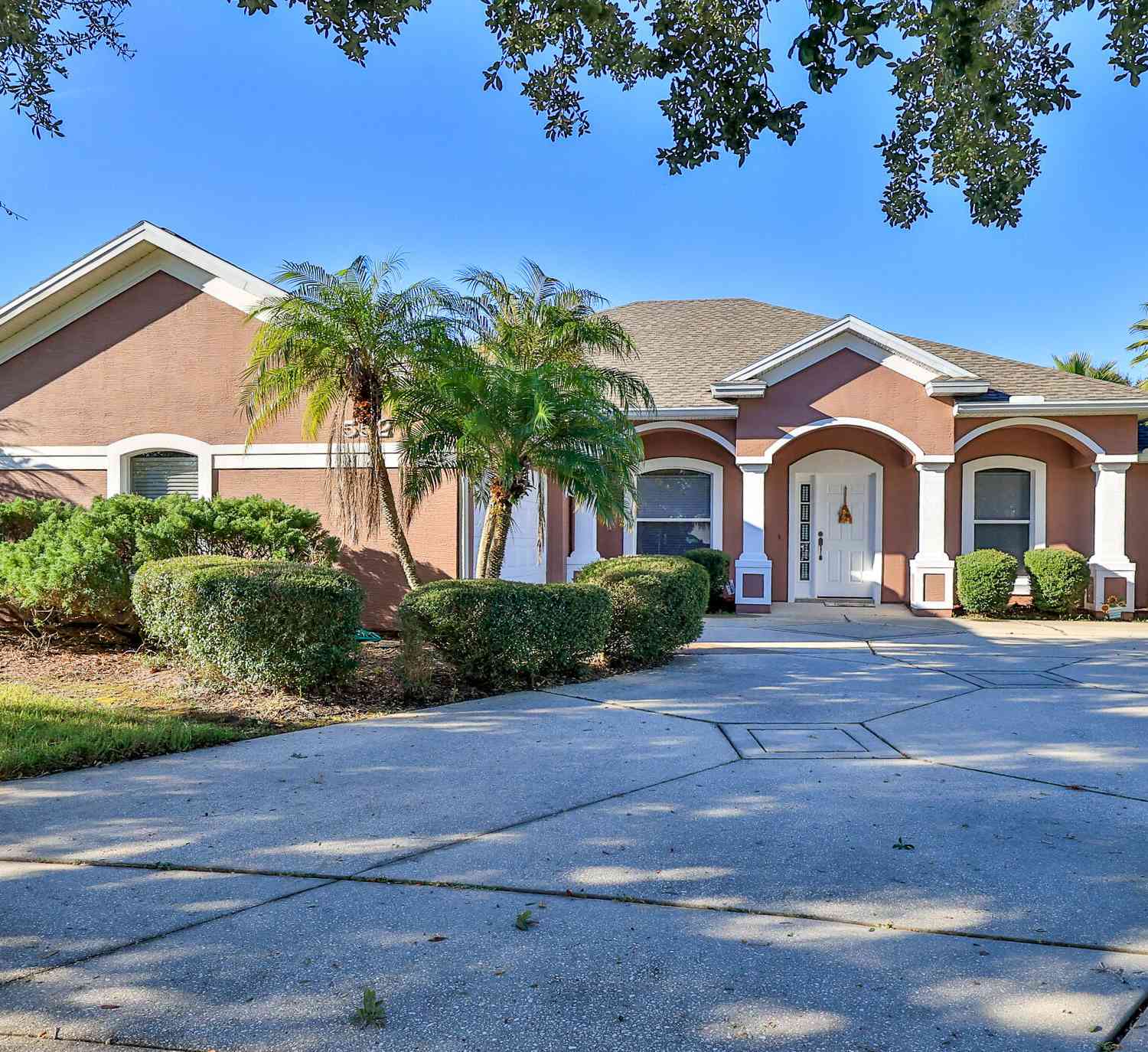 Homes For Sale - 552 Caro Court<br/> Volusia County, New Smyrna Beach, FL 32168