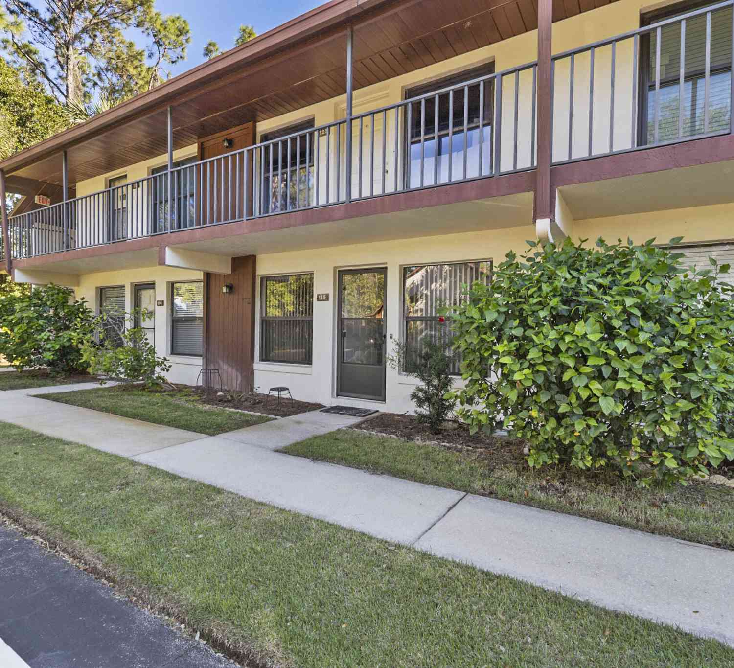 Condo For Sale - 112 La Costa Lane #115<br/> Daytona Beach, FL 32114