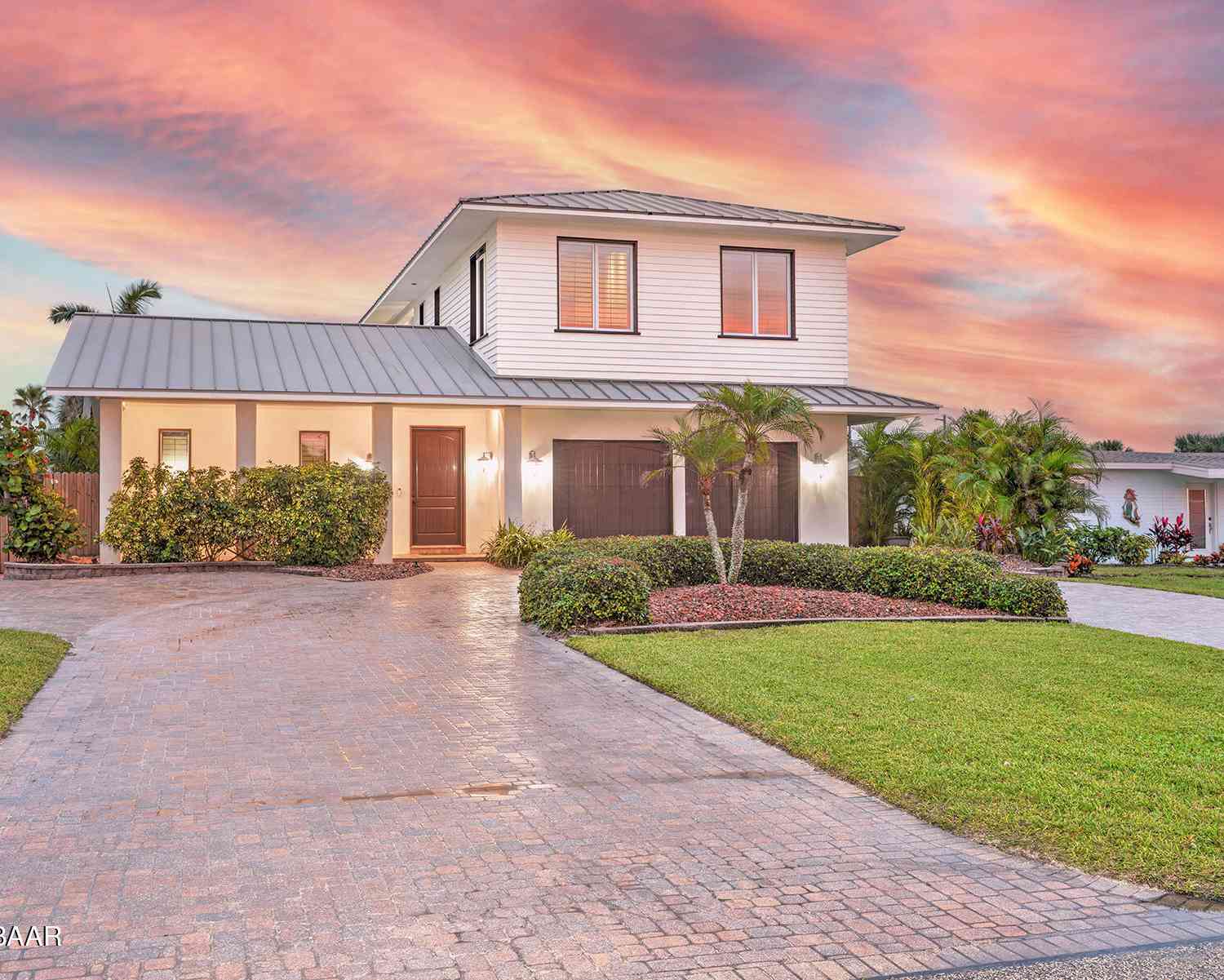 Homes For Sale - 108 Broad Avenue<br/> Daytona Beach Shores, FL 32118