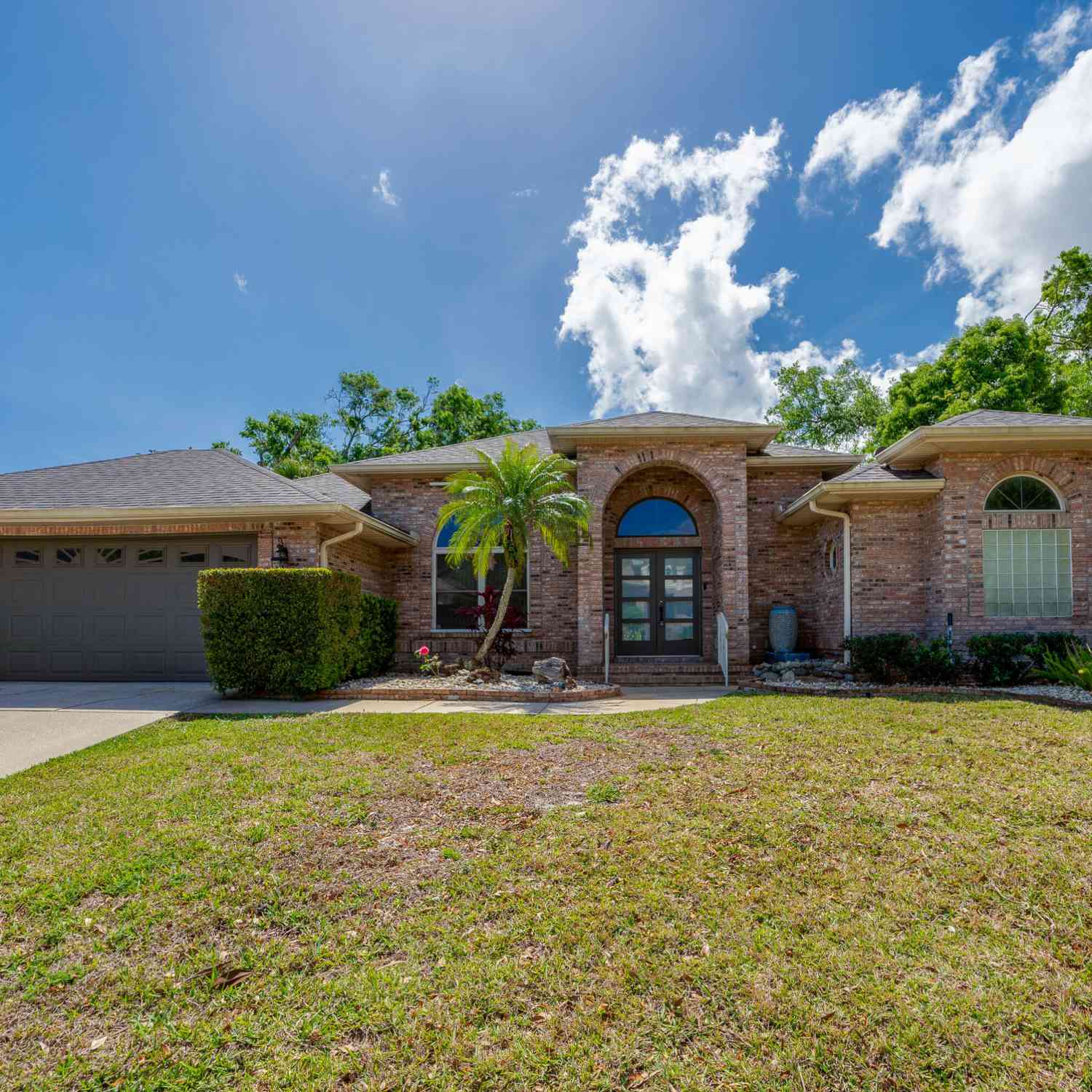 Homes For Sale - 15 Carrington Lane<br/> Ormond Beach, FL 32174