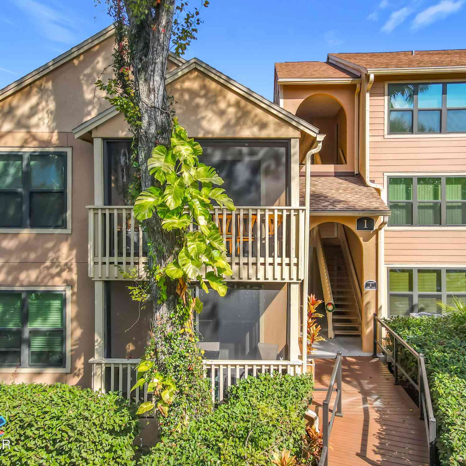 Condo For Sale - 1401 S Palmetto Avenue #108<br/> Daytona Beach, FL 32114