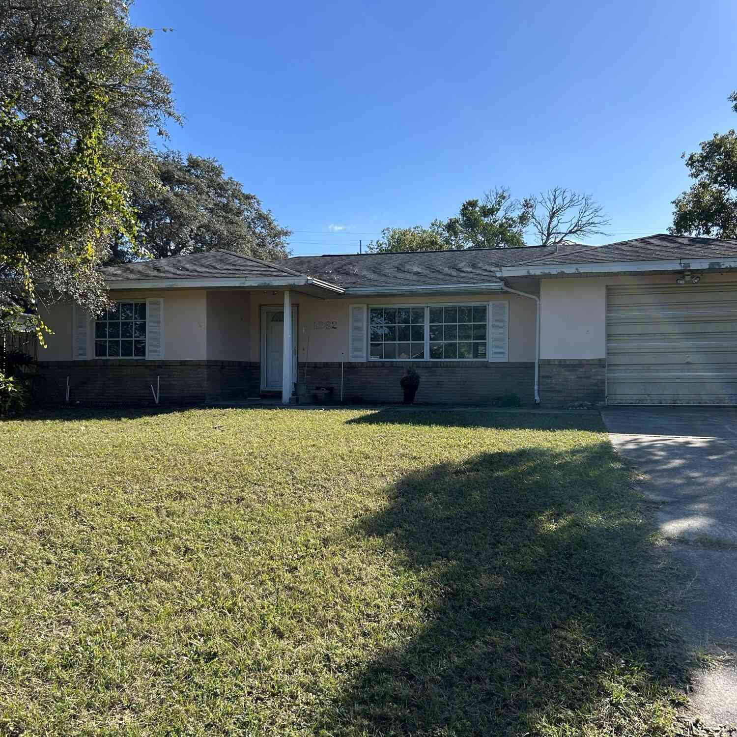 Homes For Sale - 1282 Abagail Drive<br/> Deltona, FL 32725