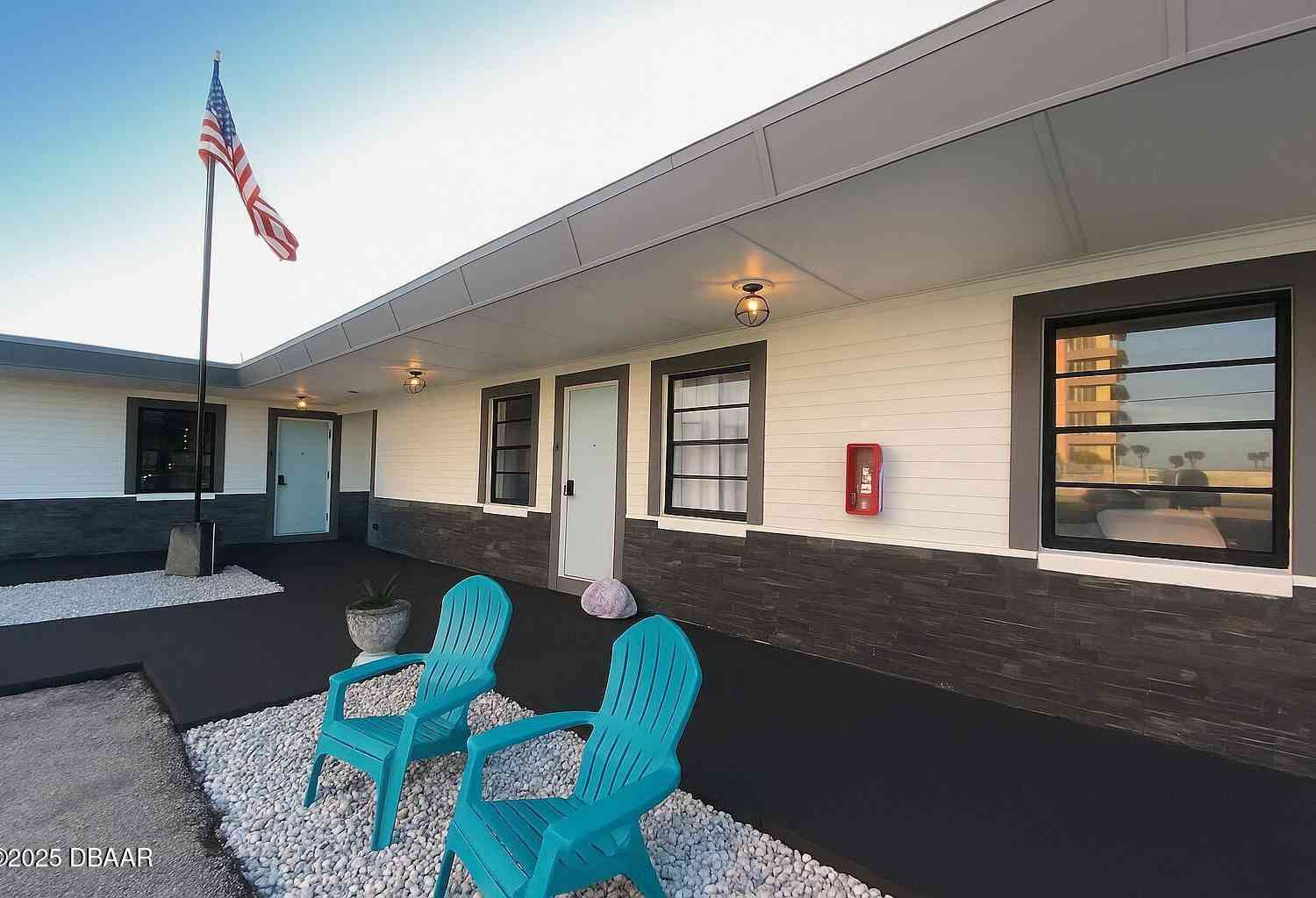 Condo For Rent - 1915 N Atlantic Avenue #1<br/> Daytona Beach, FL 32118