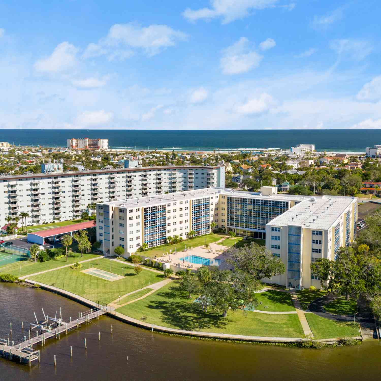 Condo For Sale - 1224 S Peninsula Drive #104<br/> Daytona Beach, FL 32118