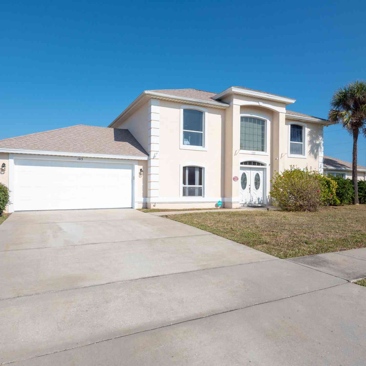 Homes For Sale - 103 Peninsula Winds Drive<br/> Ormond Beach, FL 32176