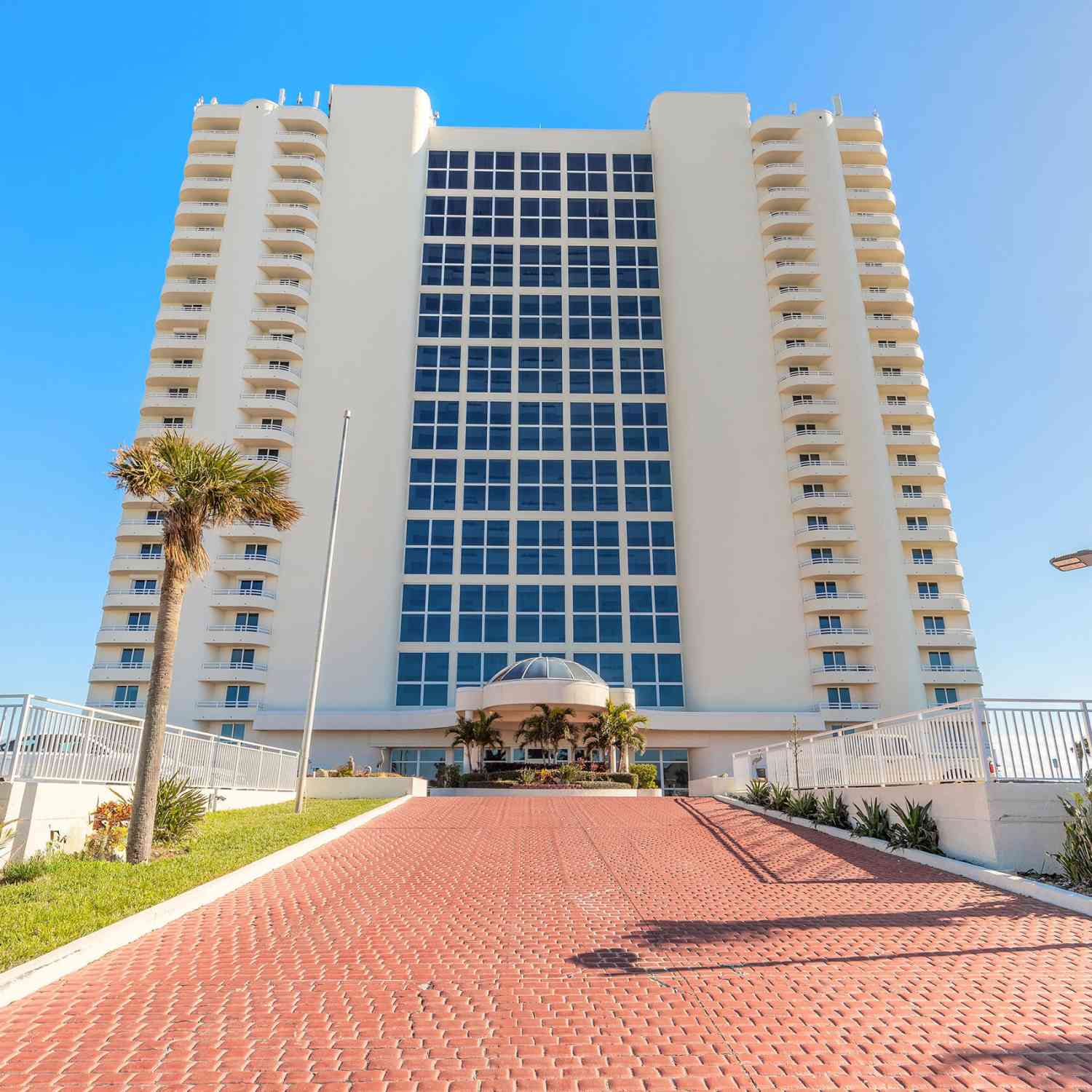 Condo For Sale - 2545 S Atlantic Avenue #PH40<br/> Daytona Beach, FL 32118