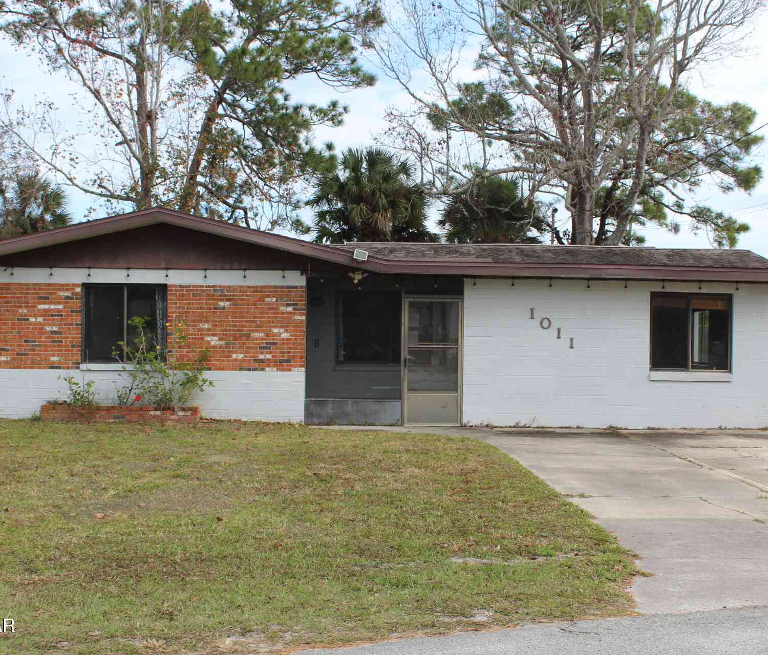 Homes For Sale - 1011 Beulah Drive<br/> Edgewater, FL 32132