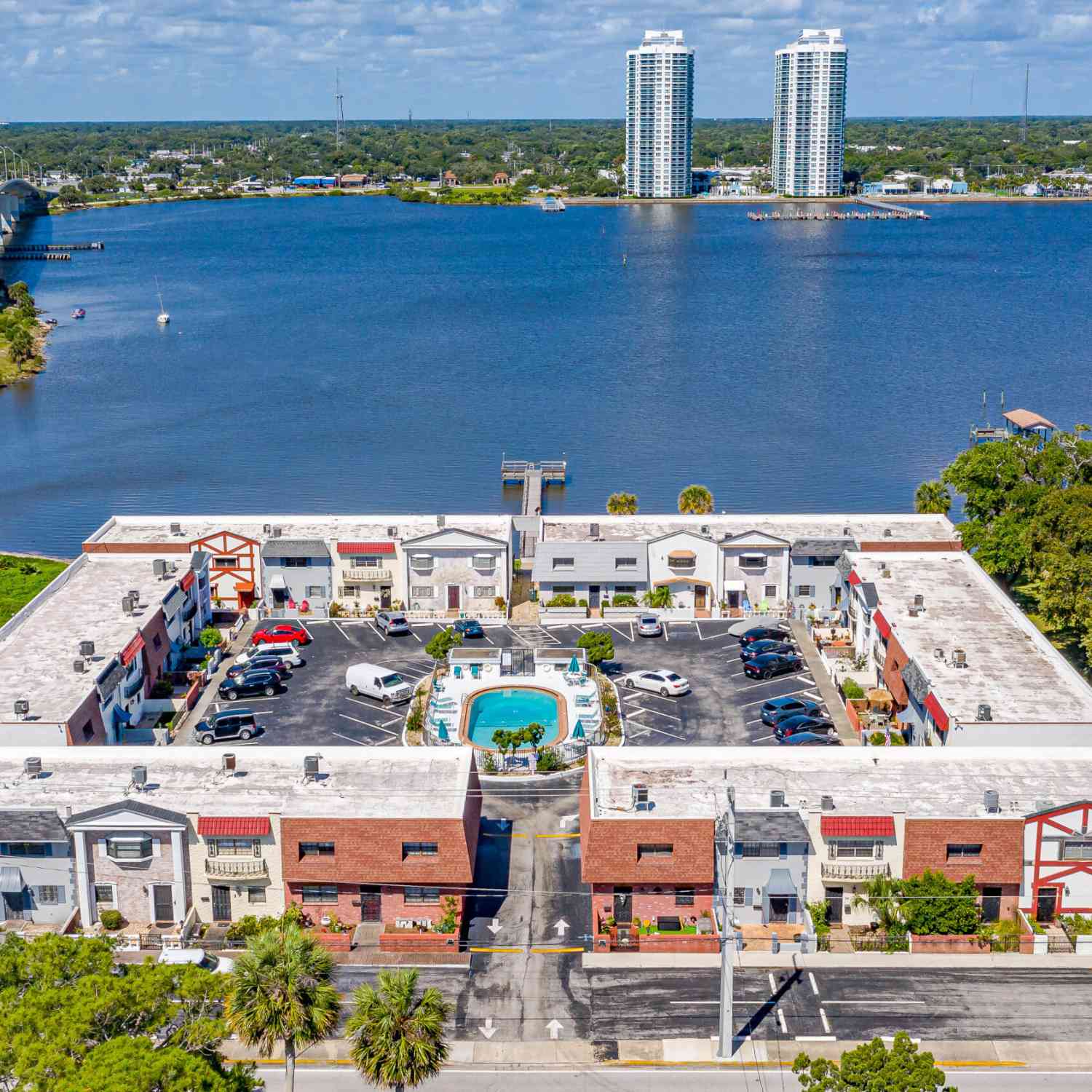 Condo For Sale - 625 N Halifax Avenue #11<br/> Daytona Beach, FL 32118