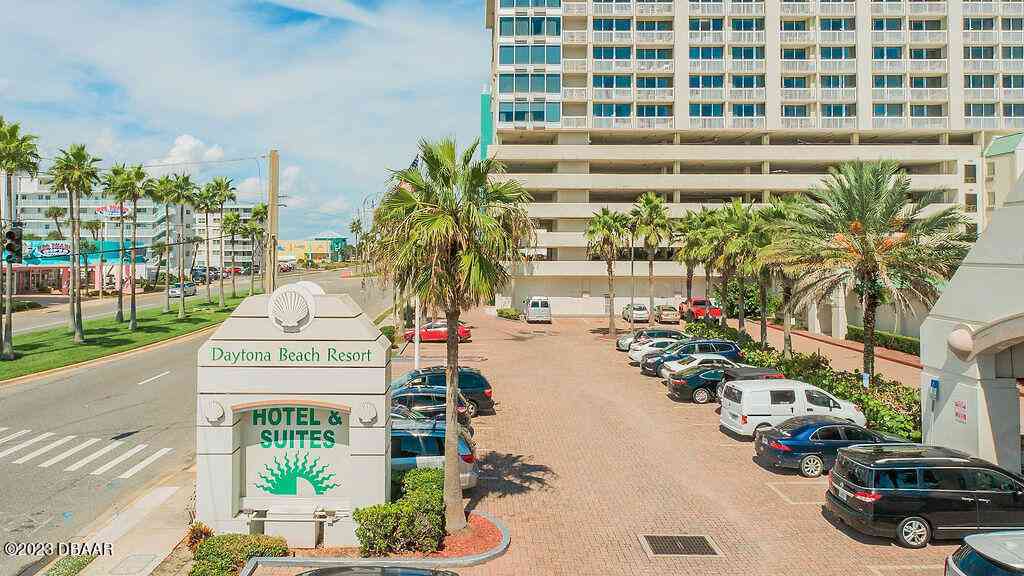 Condo For Sale - 2700 N Atlantic Avenue #342<br/> Daytona Beach, FL 32118
