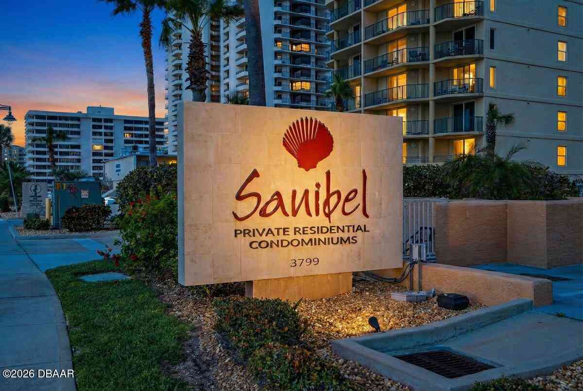 Condo For Sale - 3799 S Atlantic Avenue #601<br/> Daytona Beach, FL 32118