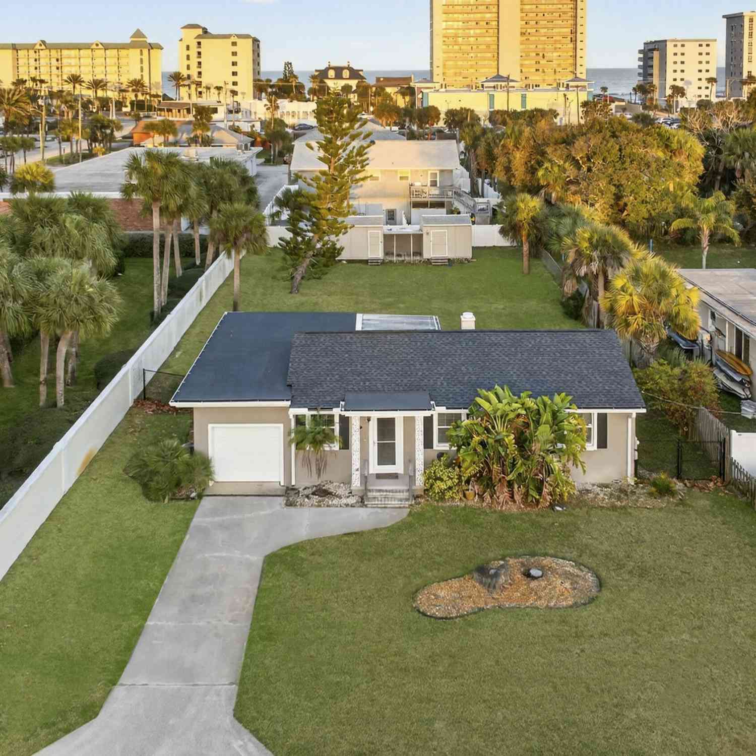 Condo For Sale - 65 Coquina Drive<br/> Ormond Beach, FL 32176