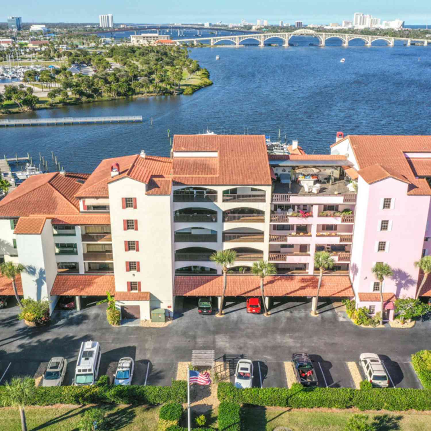 Condo For Sale - 634 Marina Point Drive #6340<br/> Daytona Beach, FL 32114
