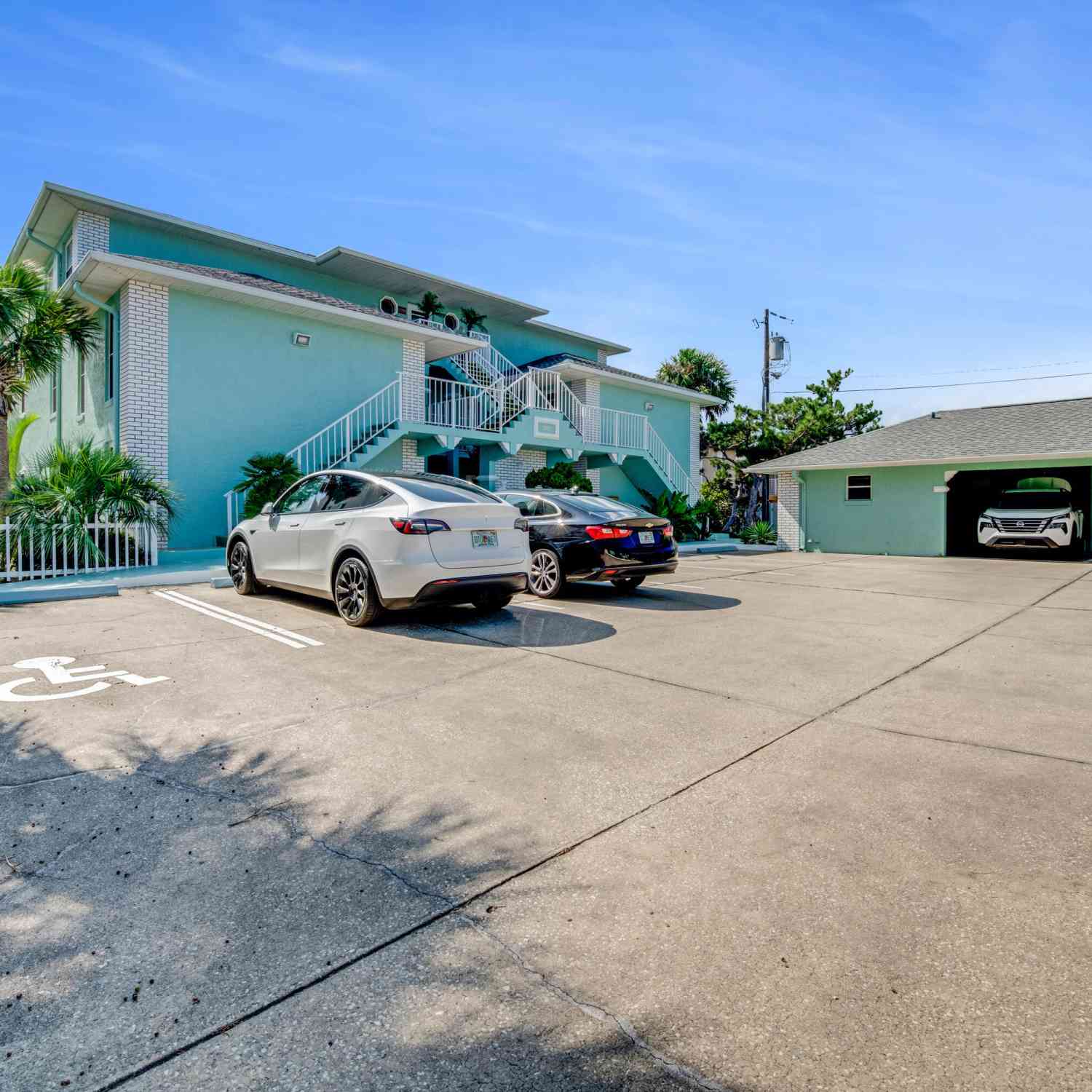 Apartment For Rent - 3602 S Peninsula Drive #PH<br/> Port Orange, FL 32127