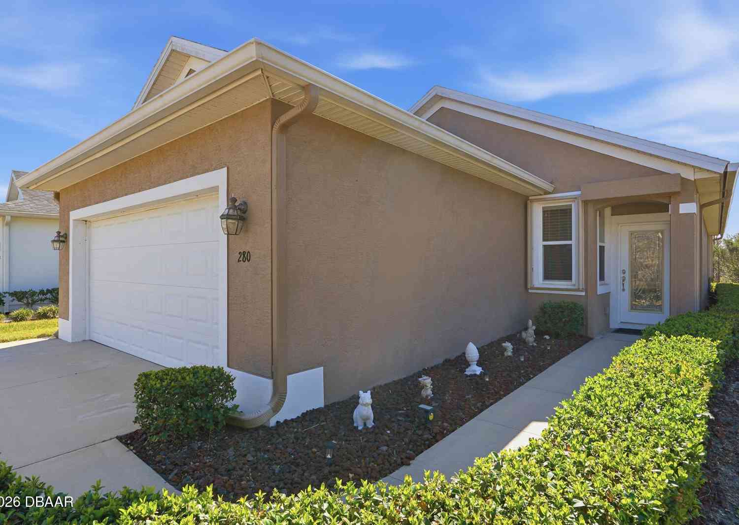 Homes For Sale - 280 Catriona Drive<br/> Daytona Beach, FL 32124
