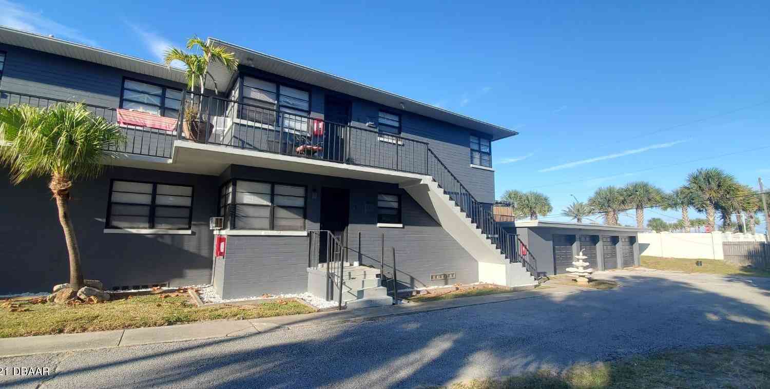 Multifamily For Rent - 828 N Grandview Avenue #4<br/> Daytona Beach, FL 32118