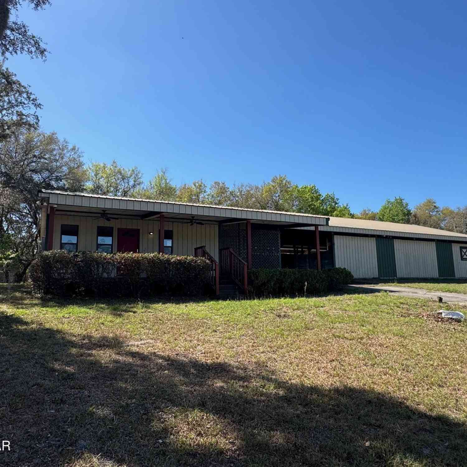 Homes For Sale - 1065 S Massachusetts Avenue<br/> DeLand, FL 32724