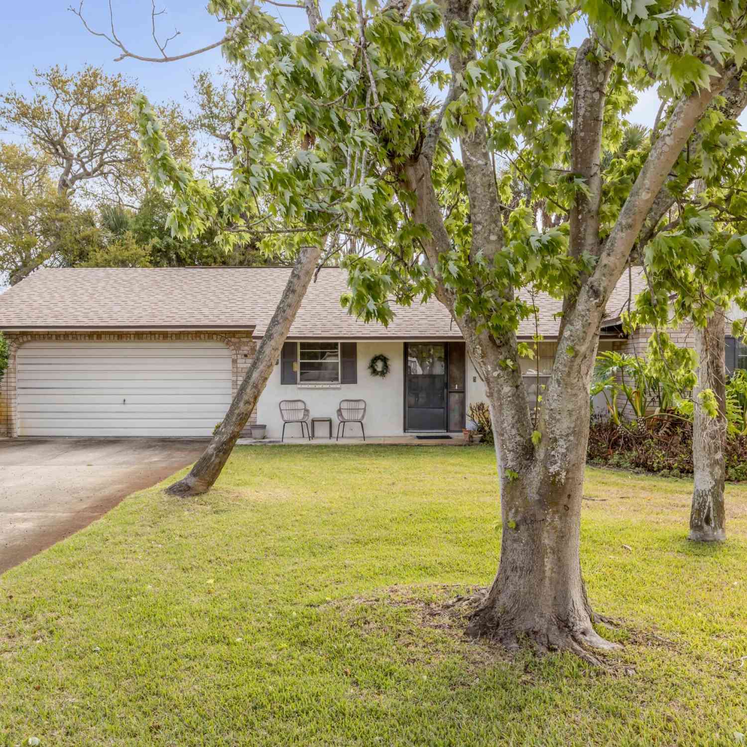 Homes For Sale - 805 S Cooper Street<br/> Volusia County, New Smyrna Beach, FL 32169
