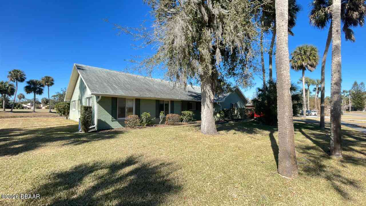 Homes For Rent - 524 Pelican Bay Drive<br/> Daytona Beach, FL 32119