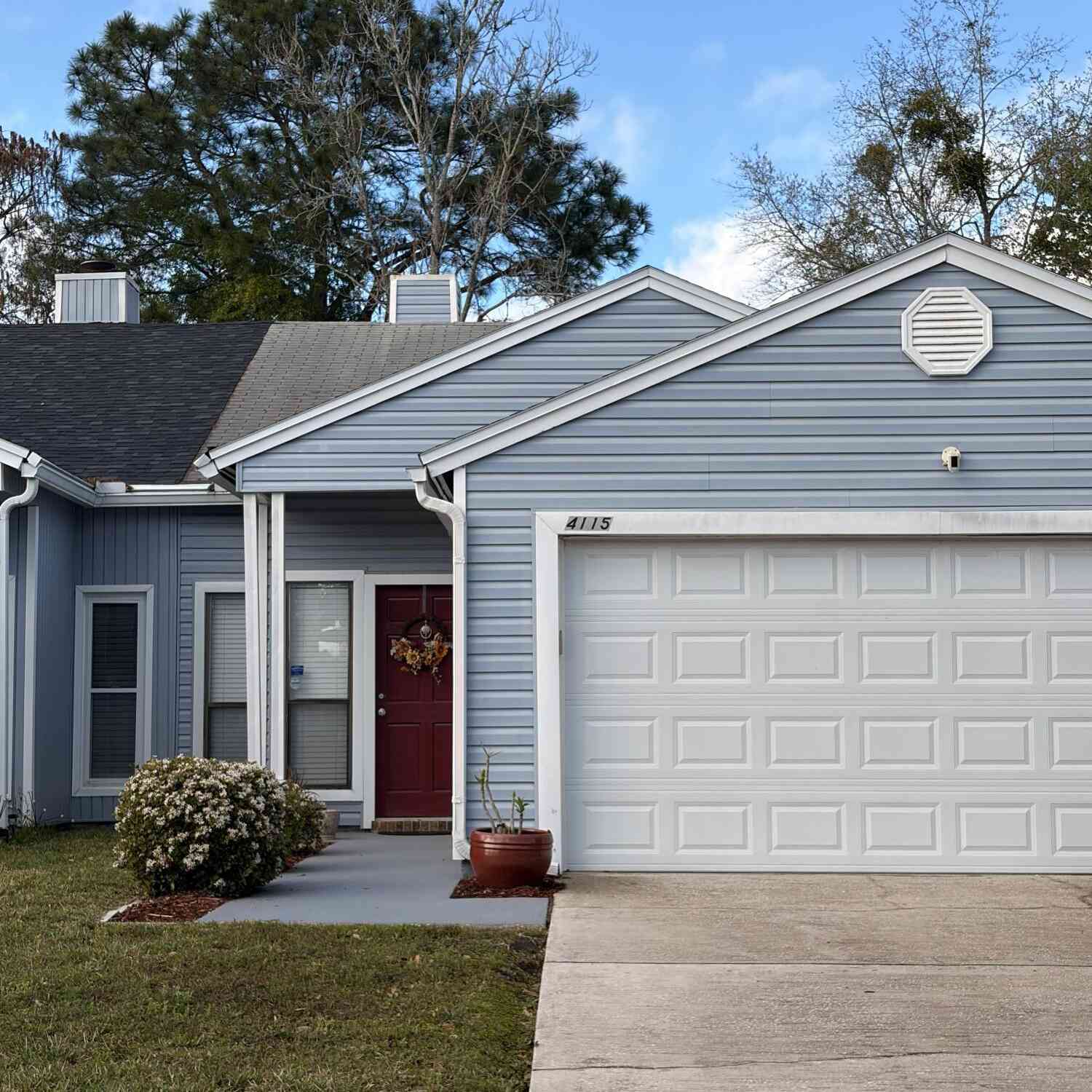 Homes For Sale - 4115 Laurelwood Drive<br/> Duval County, Jacksonville, FL 32257