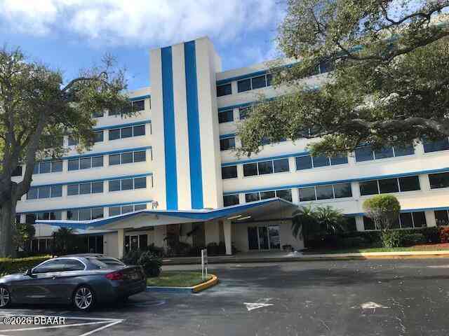 Condo For Sale - 1224 S Peninsula Drive #205<br/> Daytona Beach, FL 32118
