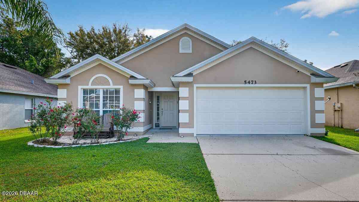 Homes For Sale - 5473 Ward Lake Drive<br/> Port Orange, FL 32128