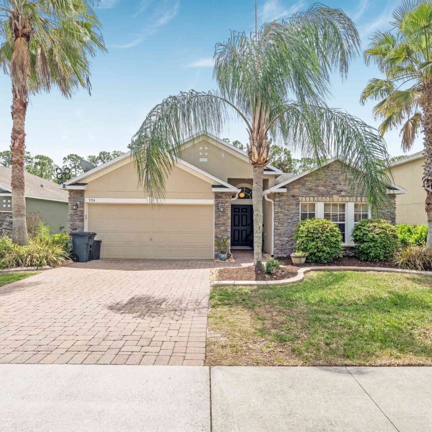 Homes For Sale - 3914 Sunset Cove Drive<br/> Port Orange, FL 32129