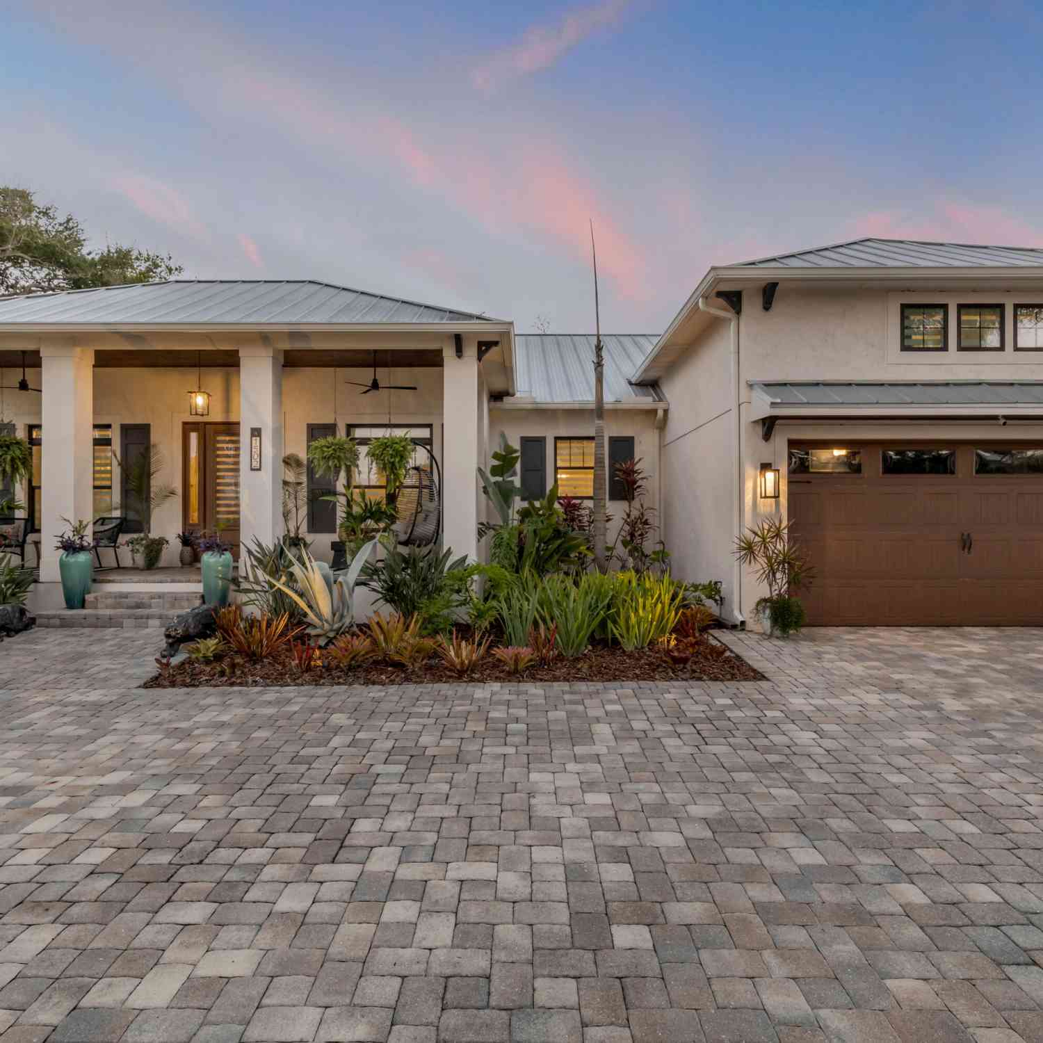 Homes For Sale - 1502 Saxon Drive<br/> New Smyrna Beach, FL 32169