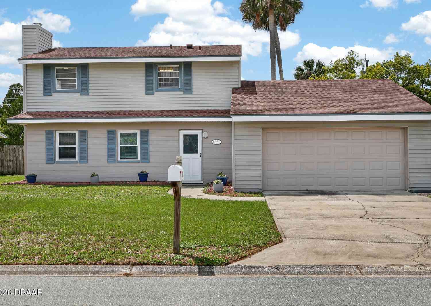 Homes For Sale - 1238 Suwanee Road<br/> Daytona Beach, FL 32114
