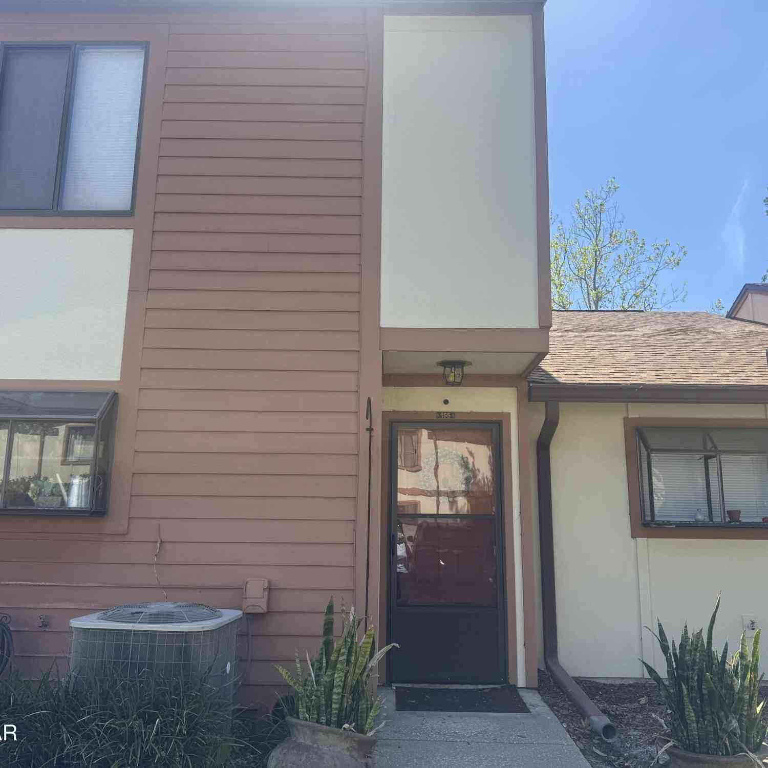 Townhouse For Rent - 155 White Fawn Drive<br/> Daytona Beach, FL 32114
