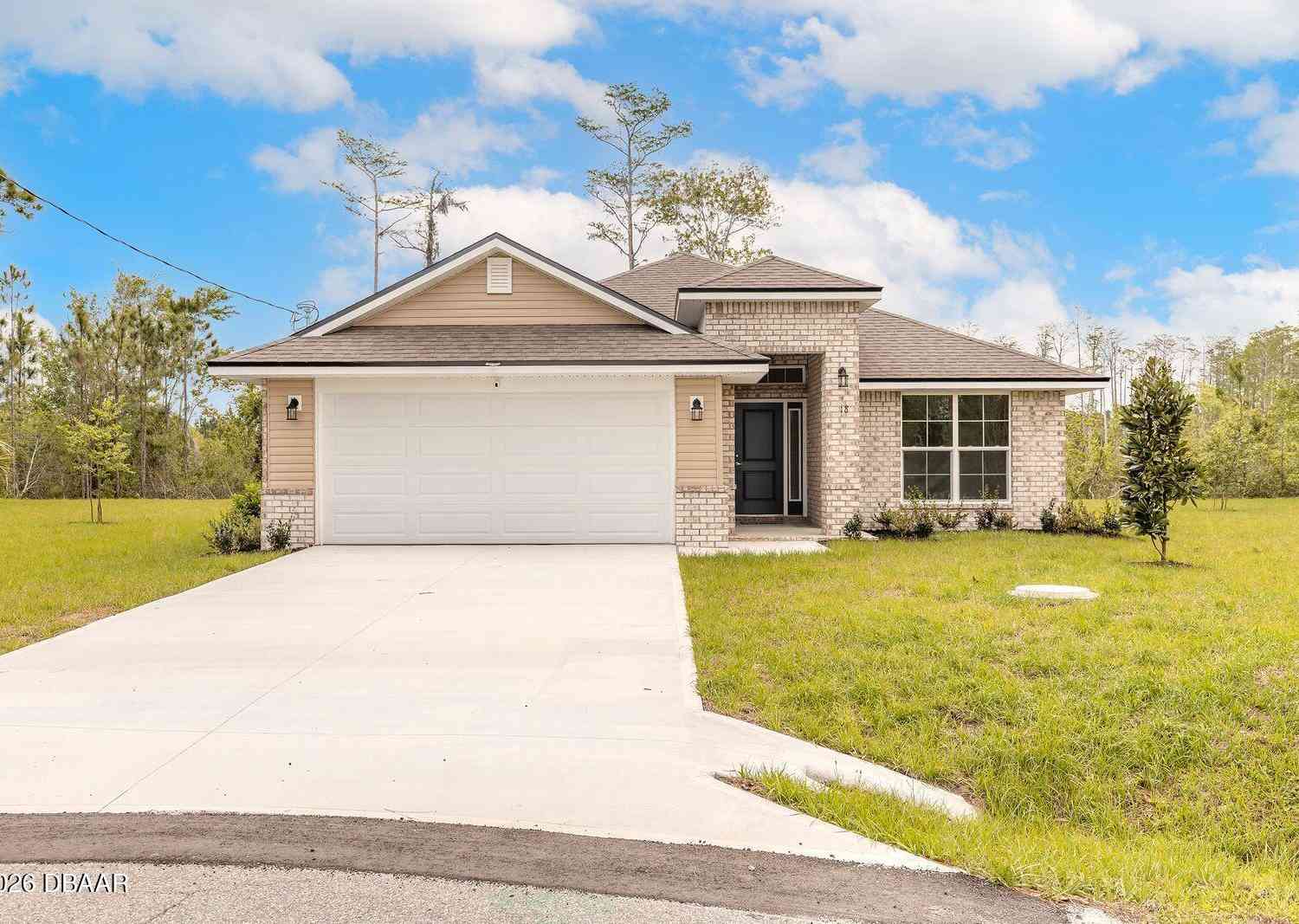 Homes For Sale - 18 Squadron Place<br/> Palm Coast, FL 32164