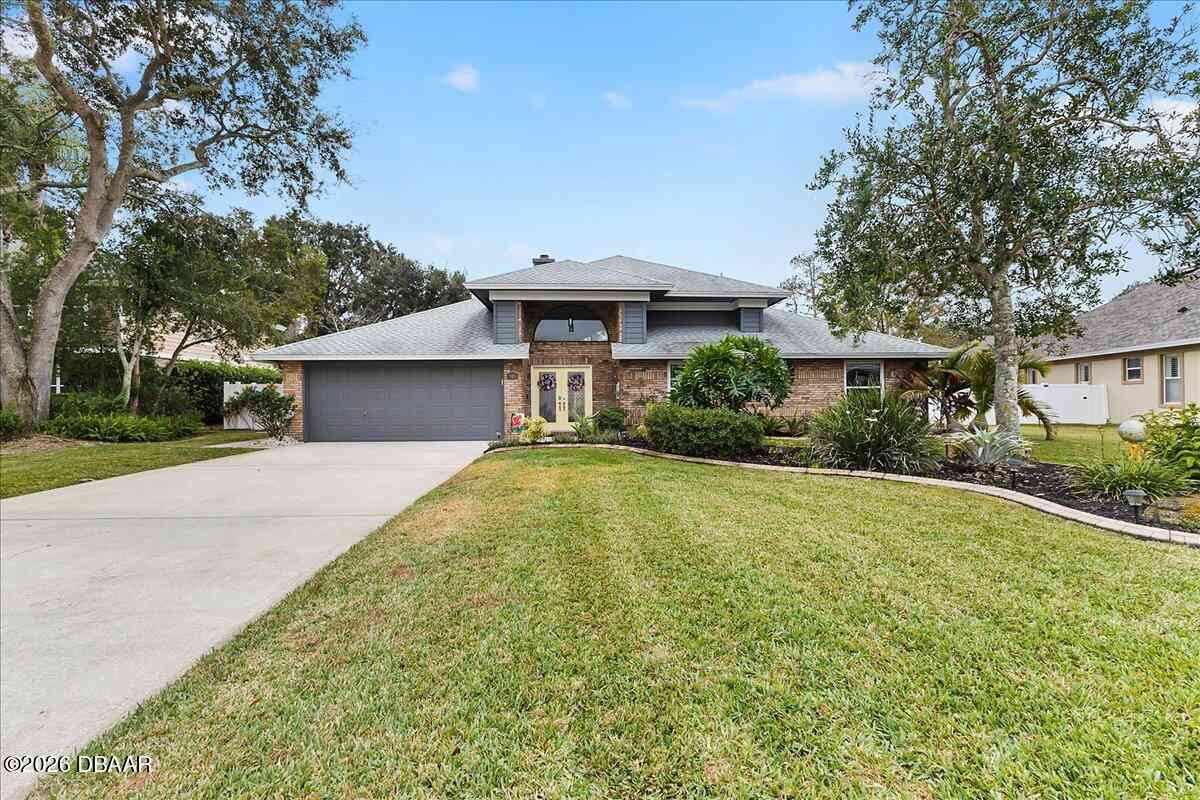 Homes For Sale - 105 Shadowcreek Way<br/> Ormond Beach, FL 32174