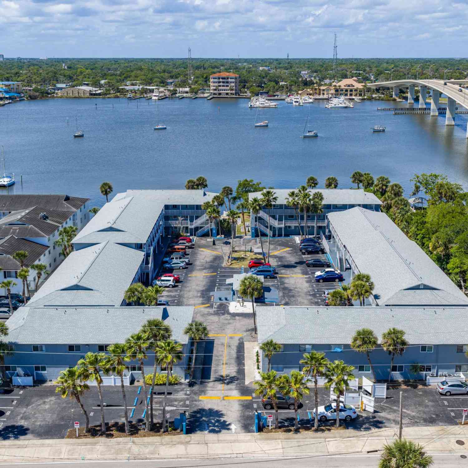 Condo For Sale - 415 N Halifax Avenue #101<br/> Daytona Beach, FL 32118