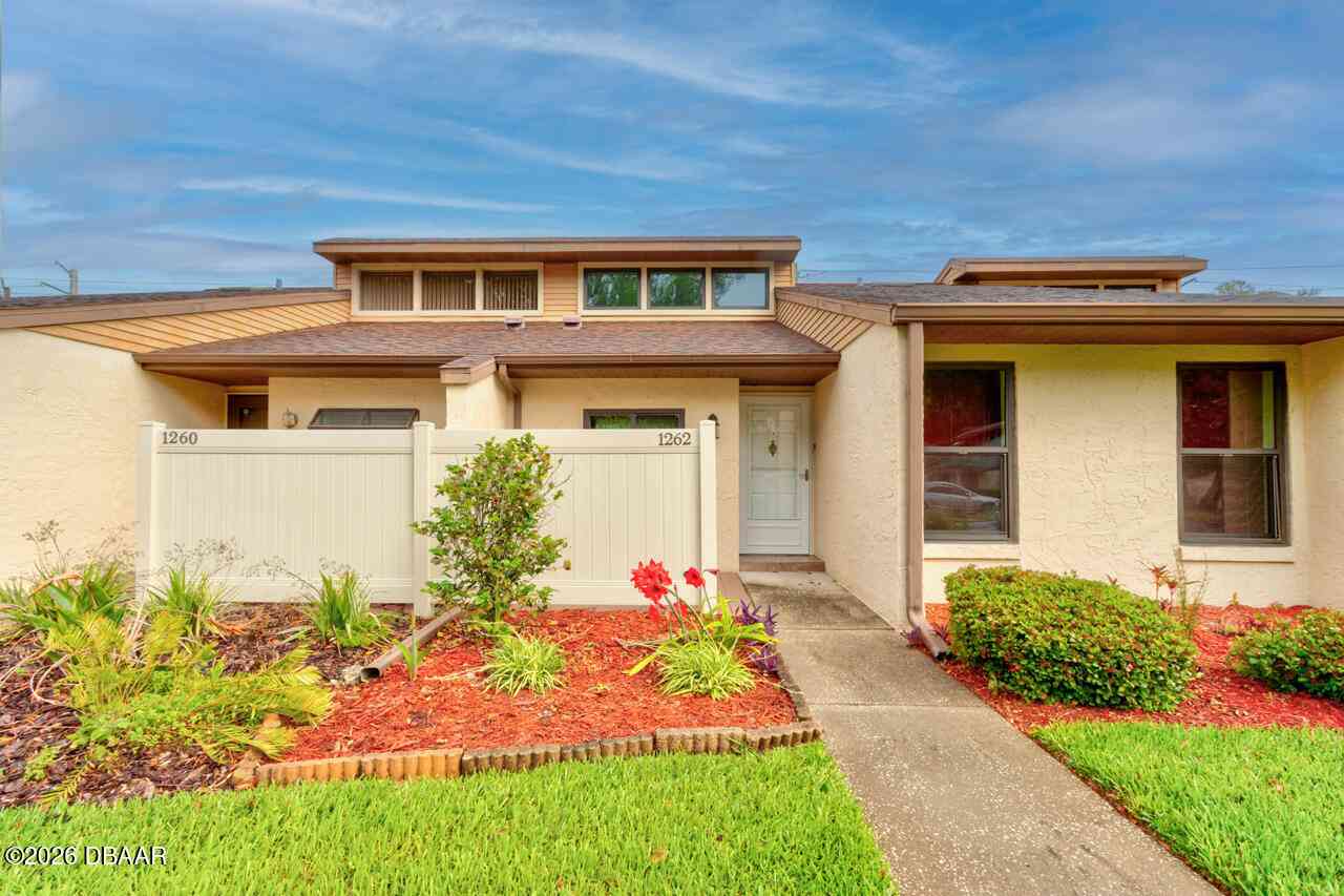 Condo For Sale - 1262 Charter Oaks Circle<br/> Holly Hill, FL 32117