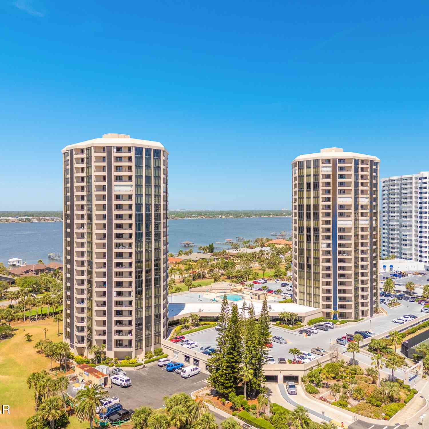 Condo For Sale - 1 Oceans W Boulevard #6B6<br/> Daytona Beach, FL 32118