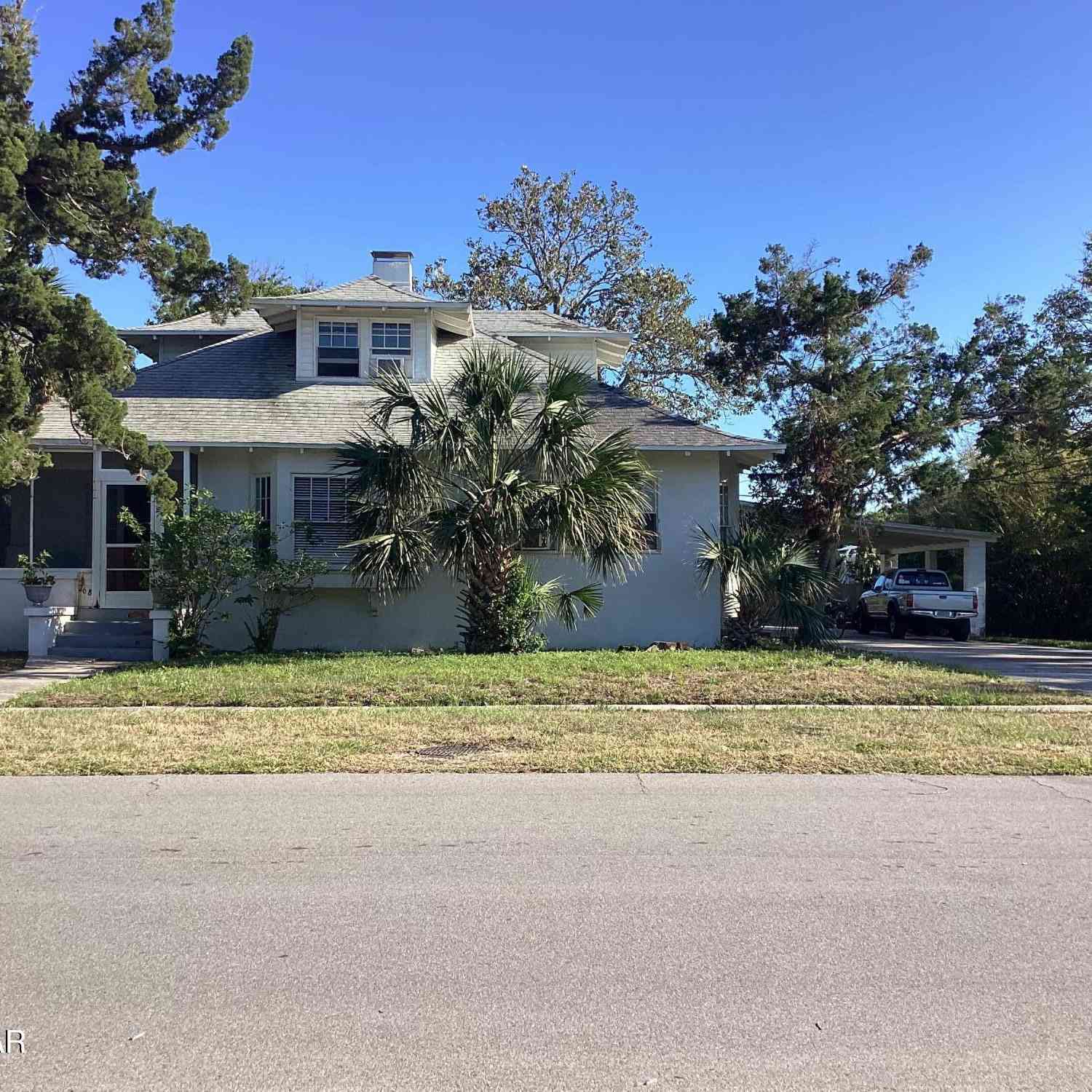 Homes For Sale - 268 Hartford Avenue<br/> Daytona Beach, FL 32118