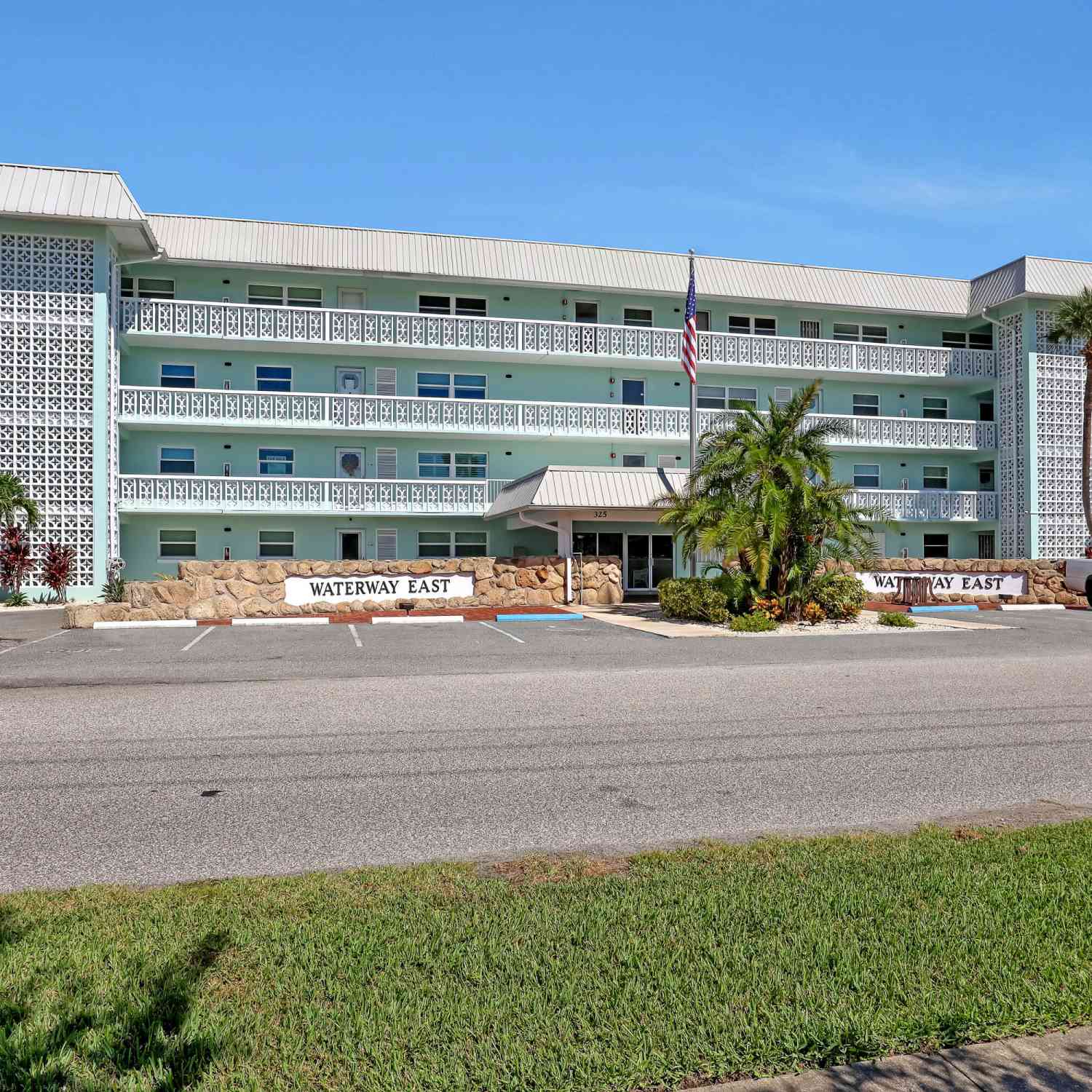 Condo For Sale - 325 N Causeway #D104<br/> New Smyrna Beach, FL 32169