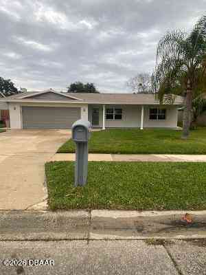 Homes For Sale - 2941 Gaslight Drive<br/> South Daytona, FL 32119