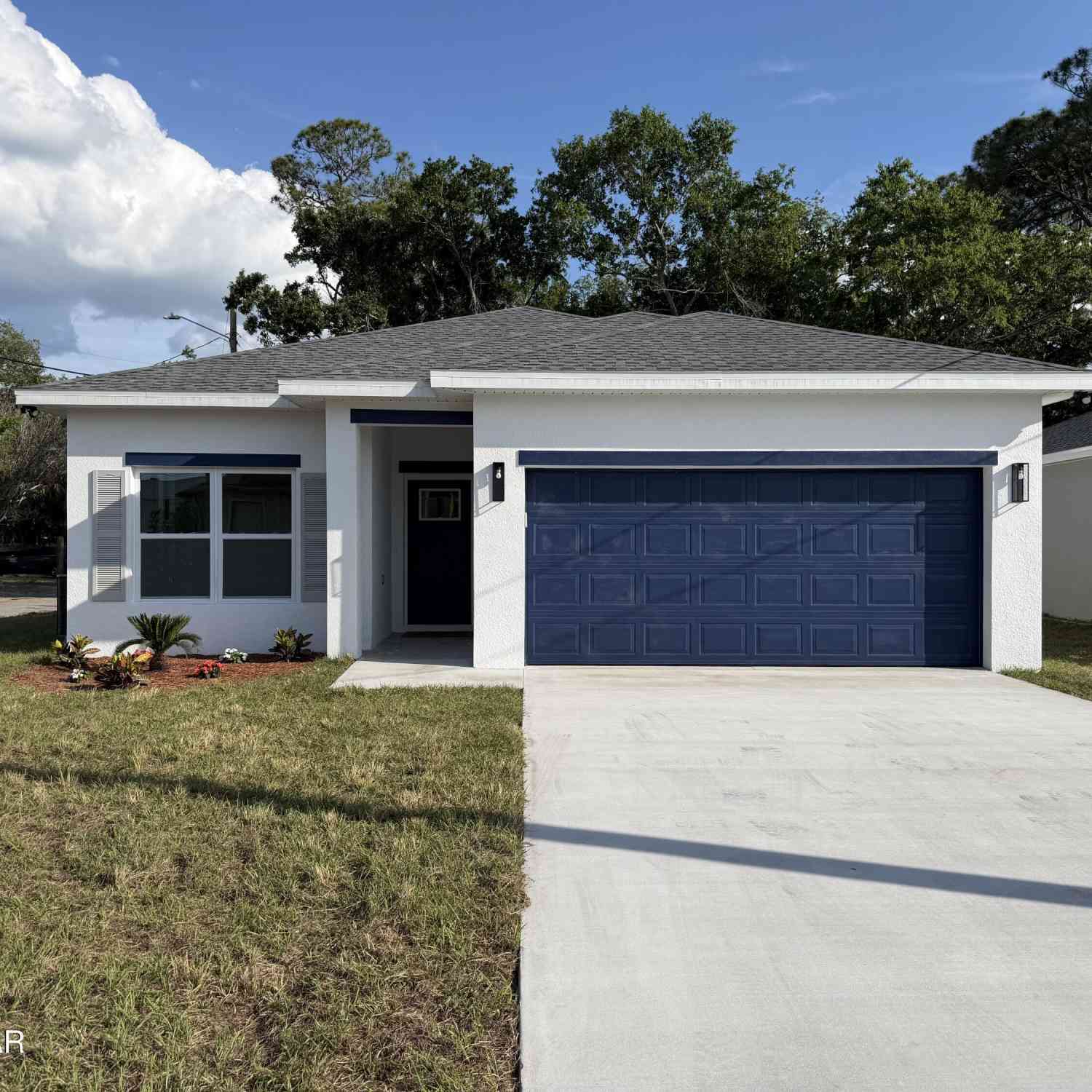 Homes For Sale - 1607 Illinois Street<br/> Daytona Beach, FL 32114