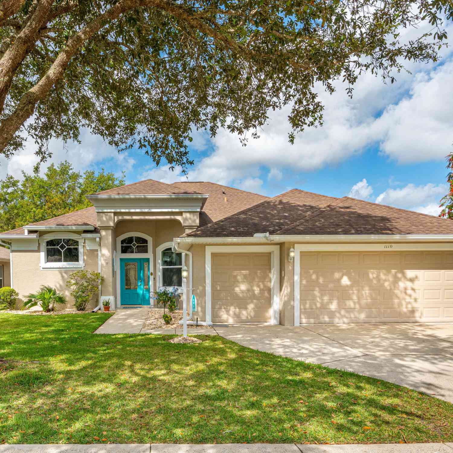 Homes For Sale - 1110 Crystal Creek Drive<br/> Port Orange, FL 32128