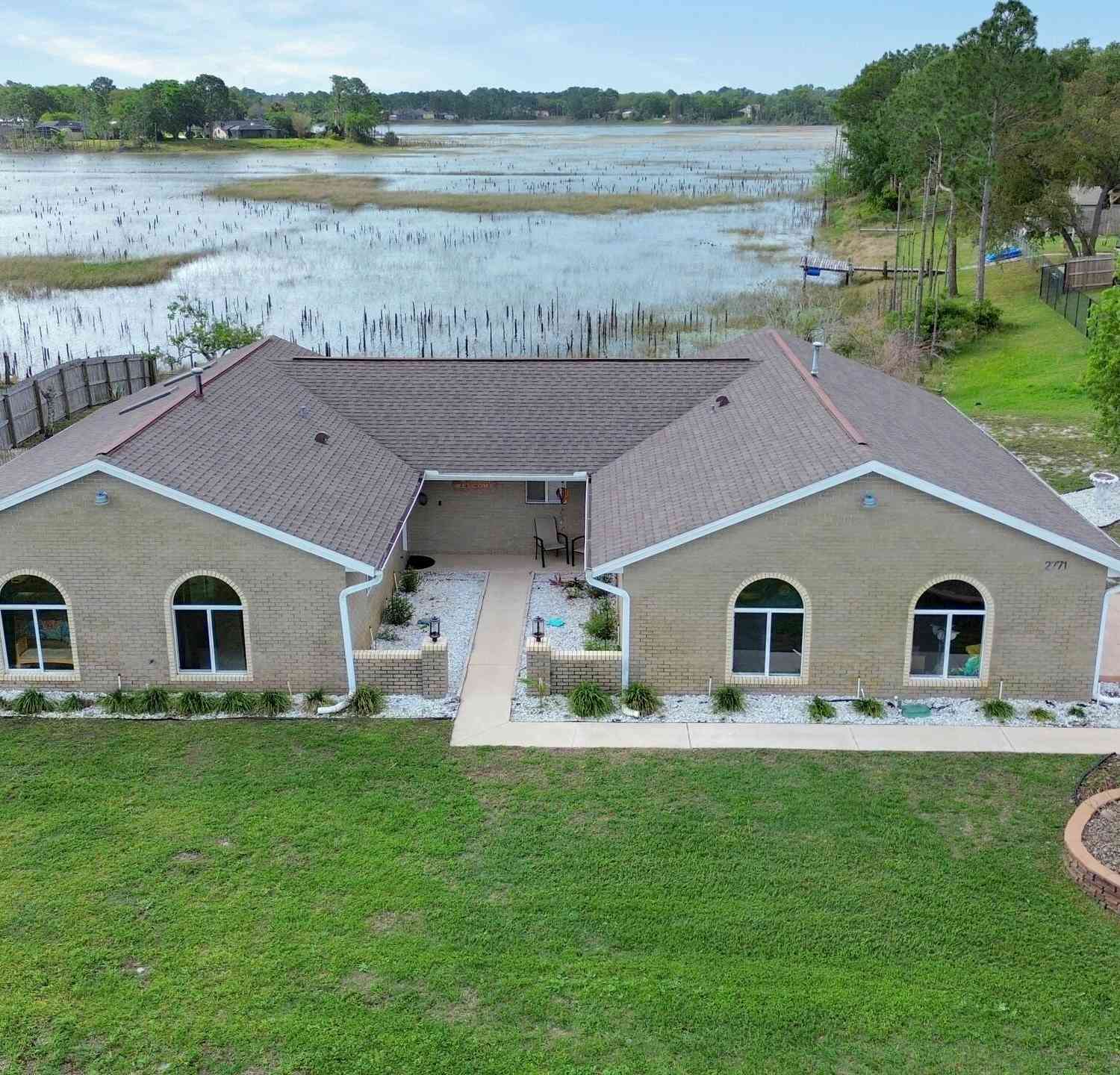 Homes For Sale - 2771 Maldive Court<br/> Deltona, FL 32738