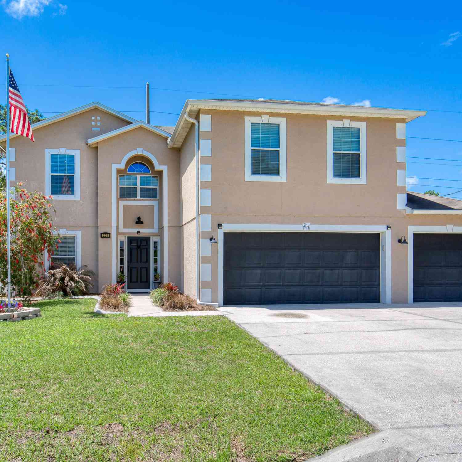 Homes For Sale - 201 Underwood Trail<br/> Palm Coast, FL 32164